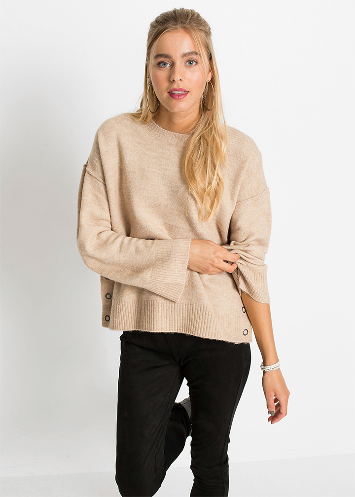 Bő pulóver gombokkal bézs