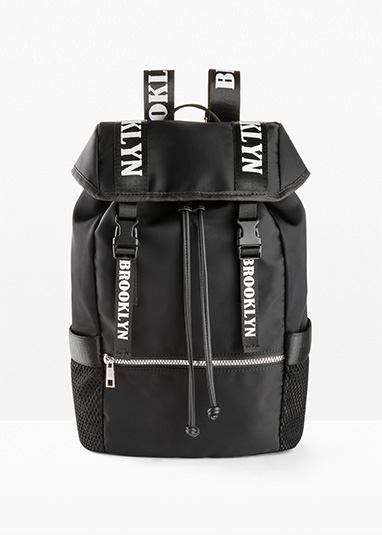 Sport hátizsák fekete-fehér